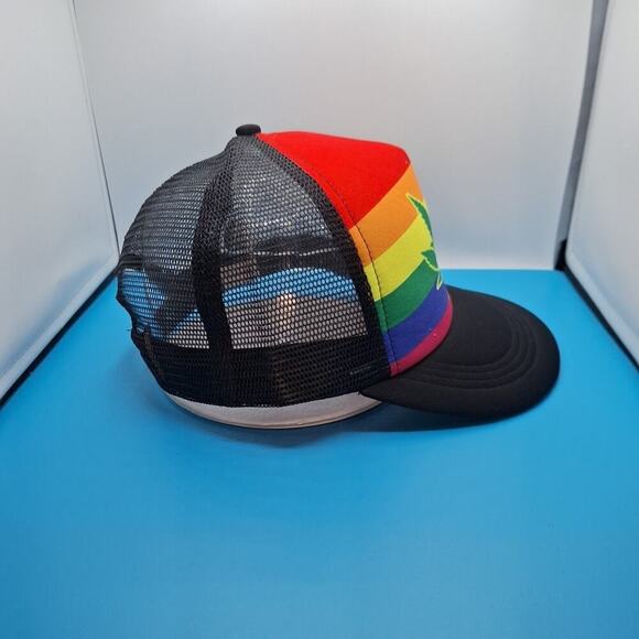 Medical Cannabis Weed Trucker Hat Marijuana Pot Leaf 420 Black Snapback Cap - Picture 5 of 6